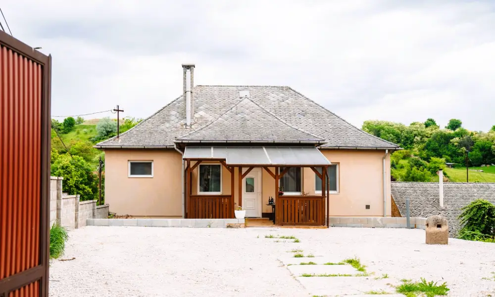Nálunk a vendégek nemcsak megszállnak, hanem hazatérnek Nálunk a vendégek nemcsak megszállnak, hanem hazatérnek